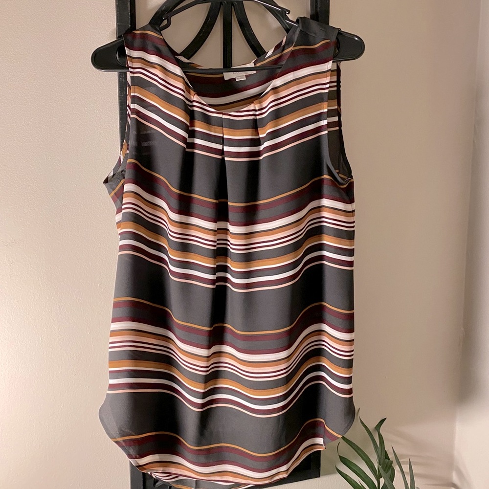 LOFT OUTLET TANK SIZE M